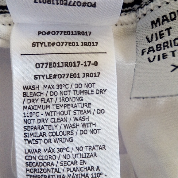 New Guess Optic White & Black Brief Panty US XL - Picture 13 of 16